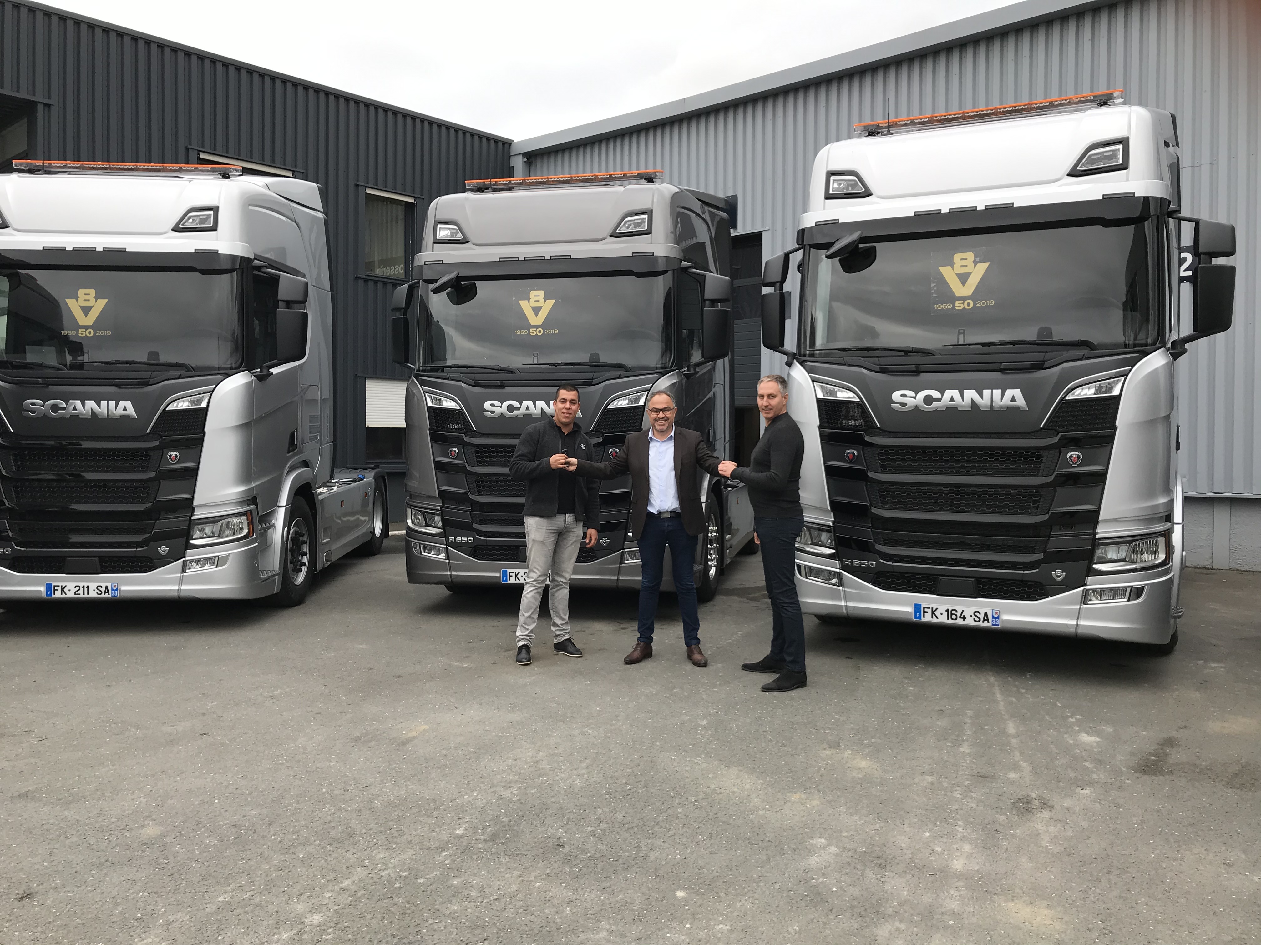 Scania Aquitaine livre de nouveaux  véhicules pour le transport d’engins