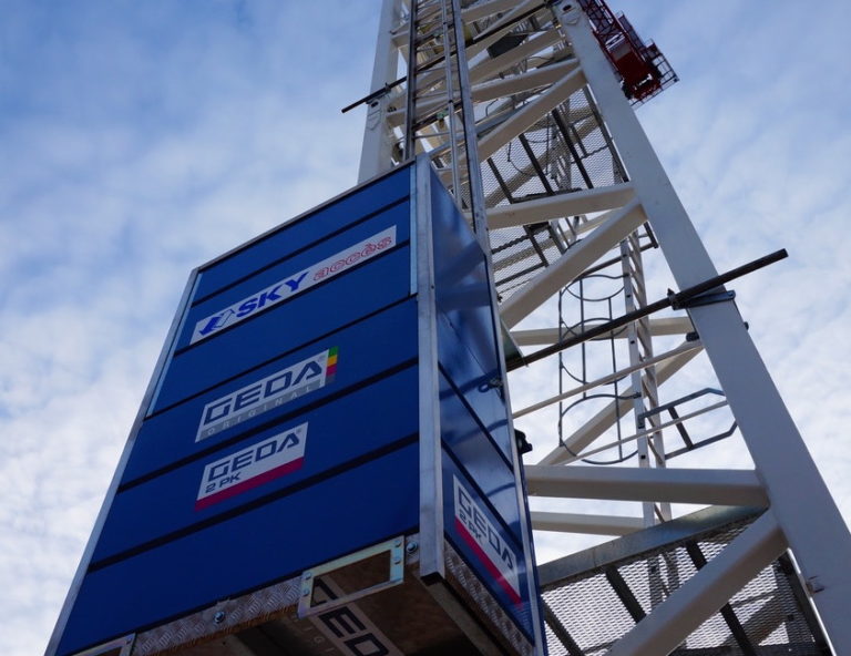 SKY ACCÈS ET XL INDUSTRIES SE RAPPROCHENT LE MILLEPATTES MAGAZINE