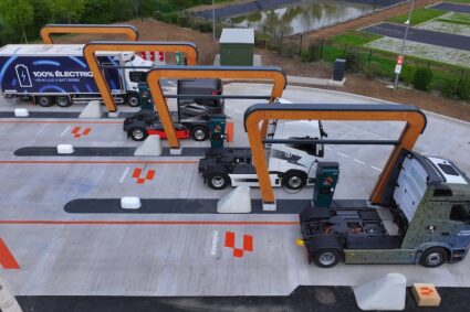 Milence inaugure sa première station de recharge pour camions électriques en France