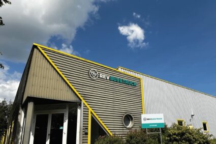 REV BUS&Truck installe au Mans une usine de rétrofit de camions et bus