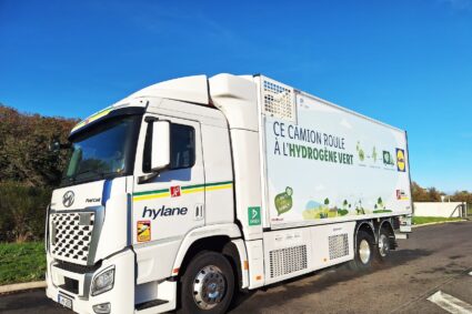 Jacky Perrenot investit dans un premier camion à hydrogène vert